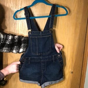 Old Navy blue mediumwash overall shorts